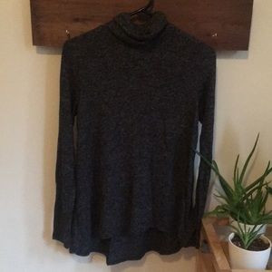 Long sleeve cowl neck t shirt